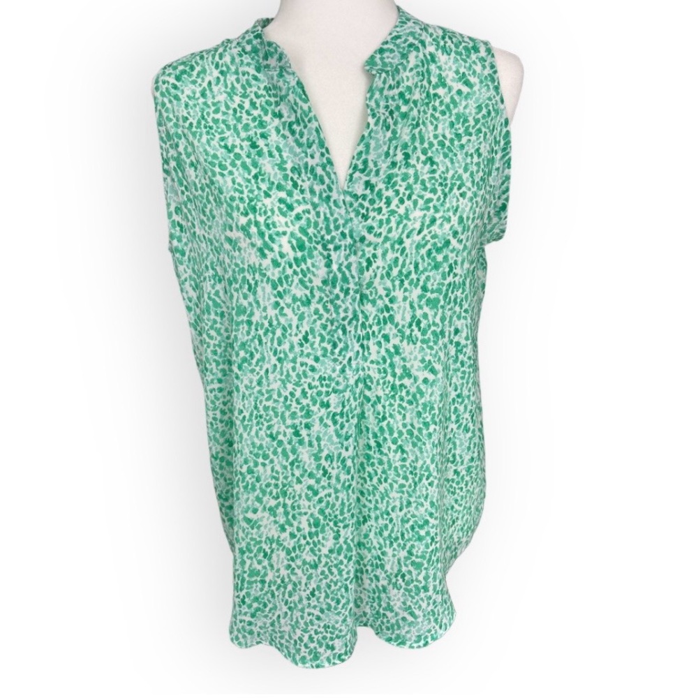 NWT Jones New York Green and White 2 Button Tank Top Size L Coastal Casual
